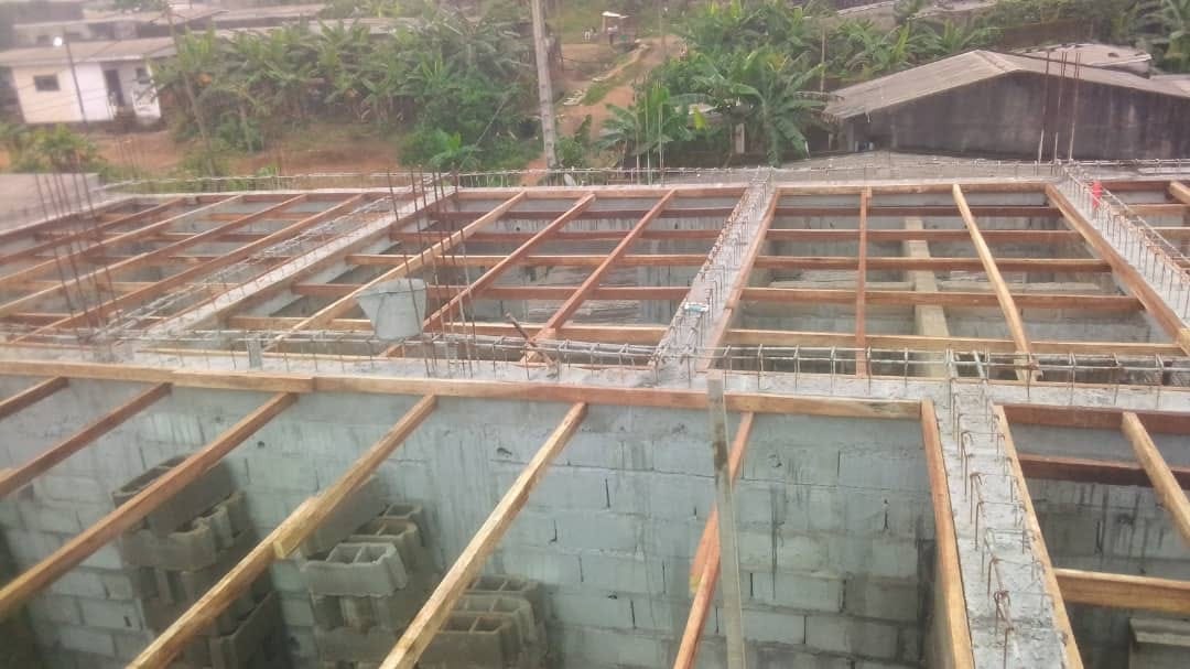 un chantier R+3 Ndogbassi 3